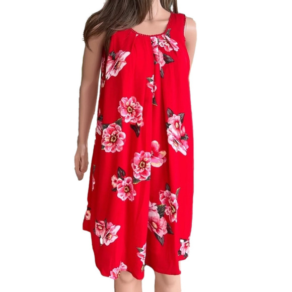 Umgee Dresses & Skirts - Umgee Mini Shift Dress Size M Red Pink Floral Fully Lined USA